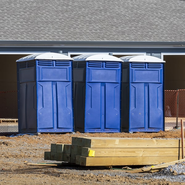 what is the maximum capacity for a single portable toilet in Tracy Missouri